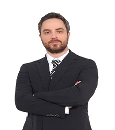 Stajyer Av. Deniz Aydın Önder